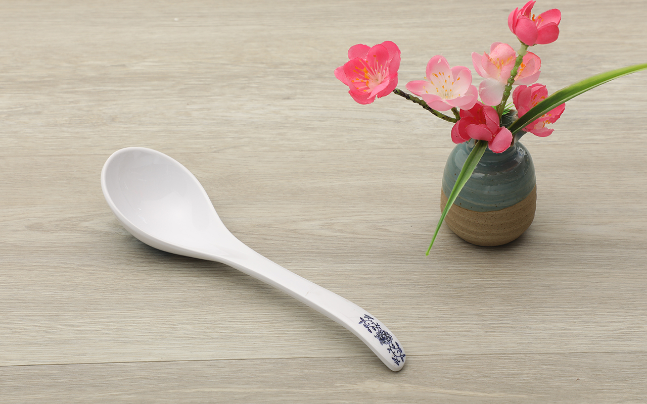 密胺仿瓷湯勺飯勺供應(yīng)